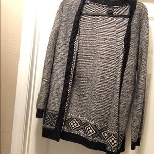 Gap patterned cardigan